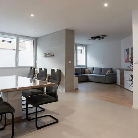 Au Coeur De Valence - Parking Gratuit Apartment Exterior photo
